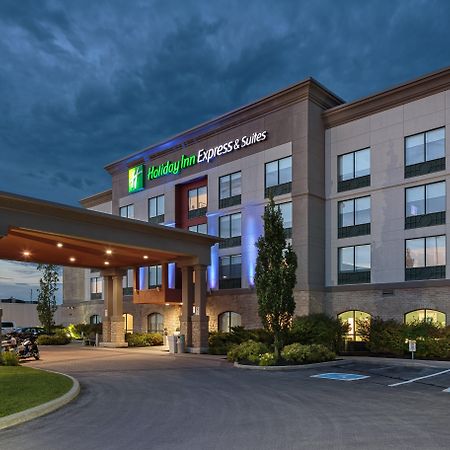 Holiday Inn Express & Suites - Belleville By Ihg Eksteriør bilde