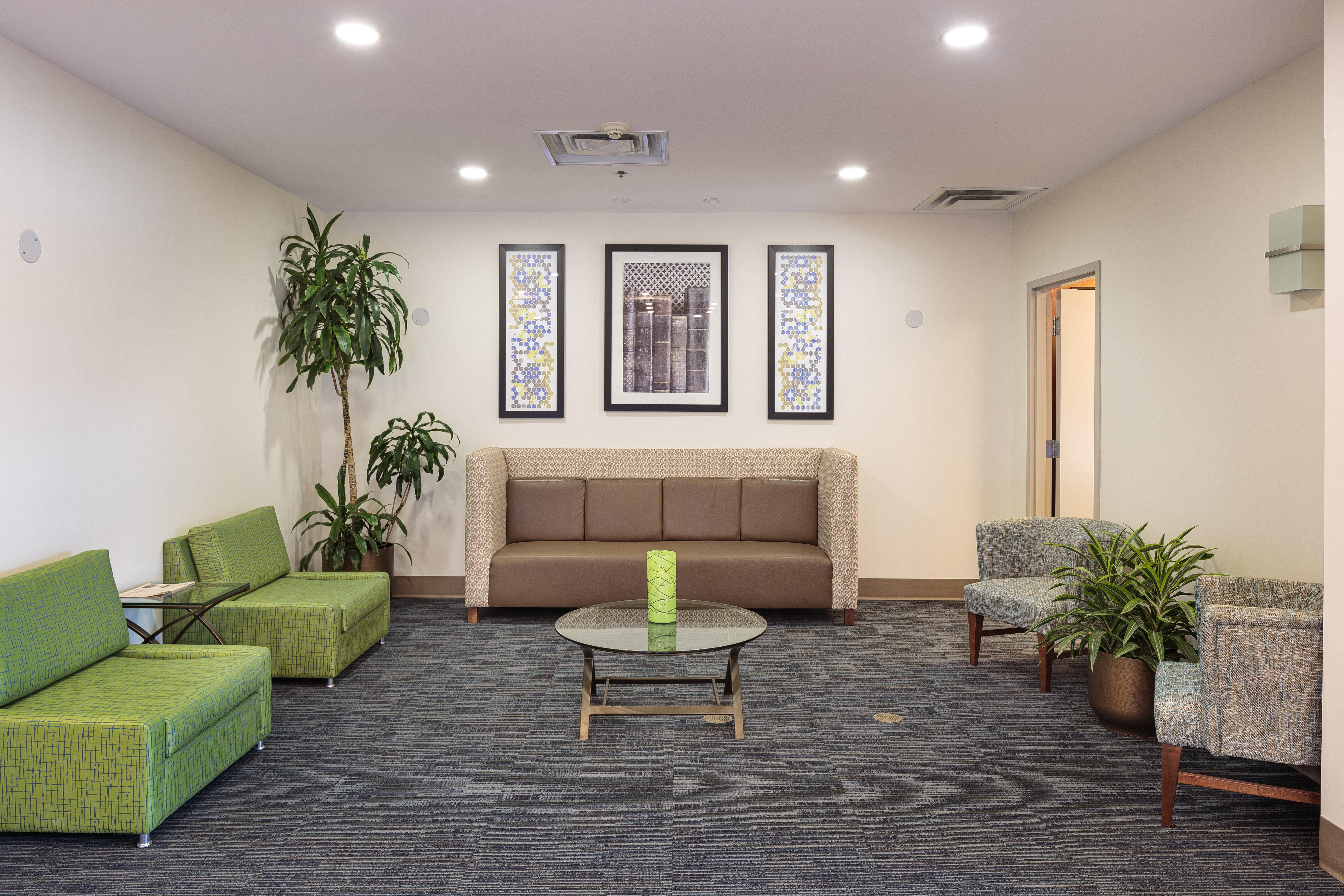 Holiday Inn Express & Suites - Belleville By Ihg Eksteriør bilde