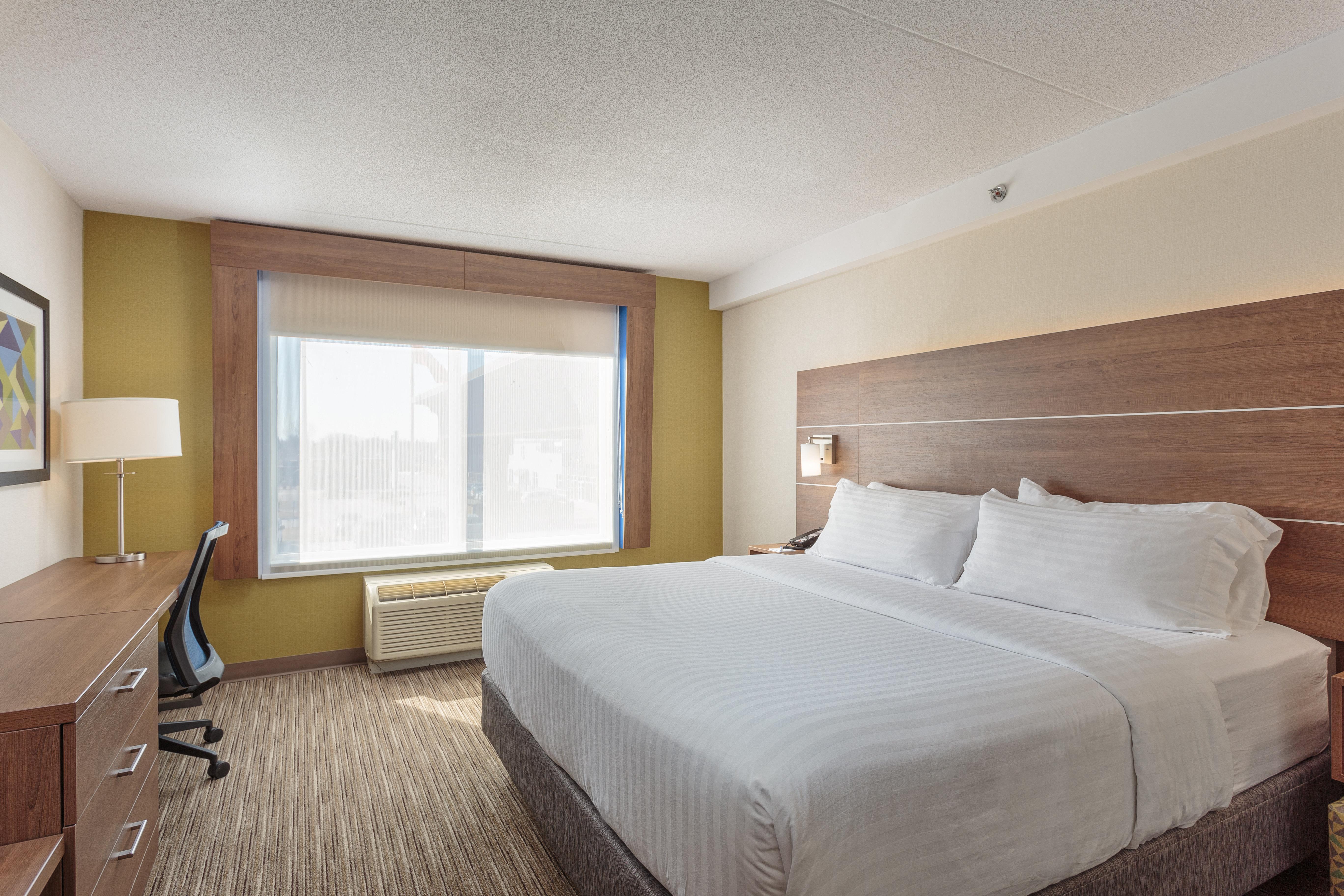 Holiday Inn Express & Suites - Belleville By Ihg Eksteriør bilde